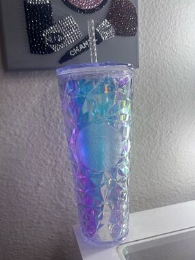 Starbucks Iridescent Clear Diamond Prism Crystal Venti 24 oz Cold Cup Tumbler